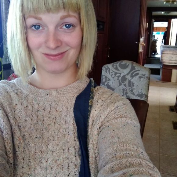 Meet your Posher, Trissa - Picture 1 of 1